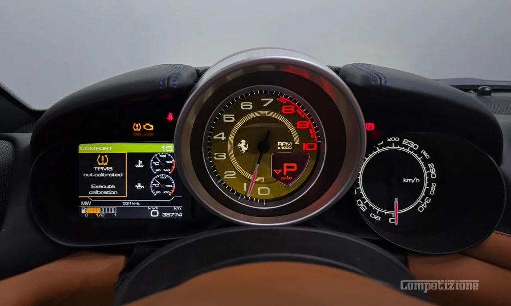 FERRARI CALIFORNIA 4.3 V8