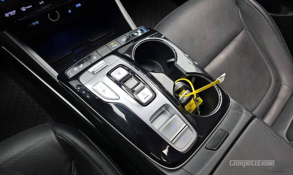 HYUNDAI TUCSON HYBRID (NX4) INSPIRATION 2WD