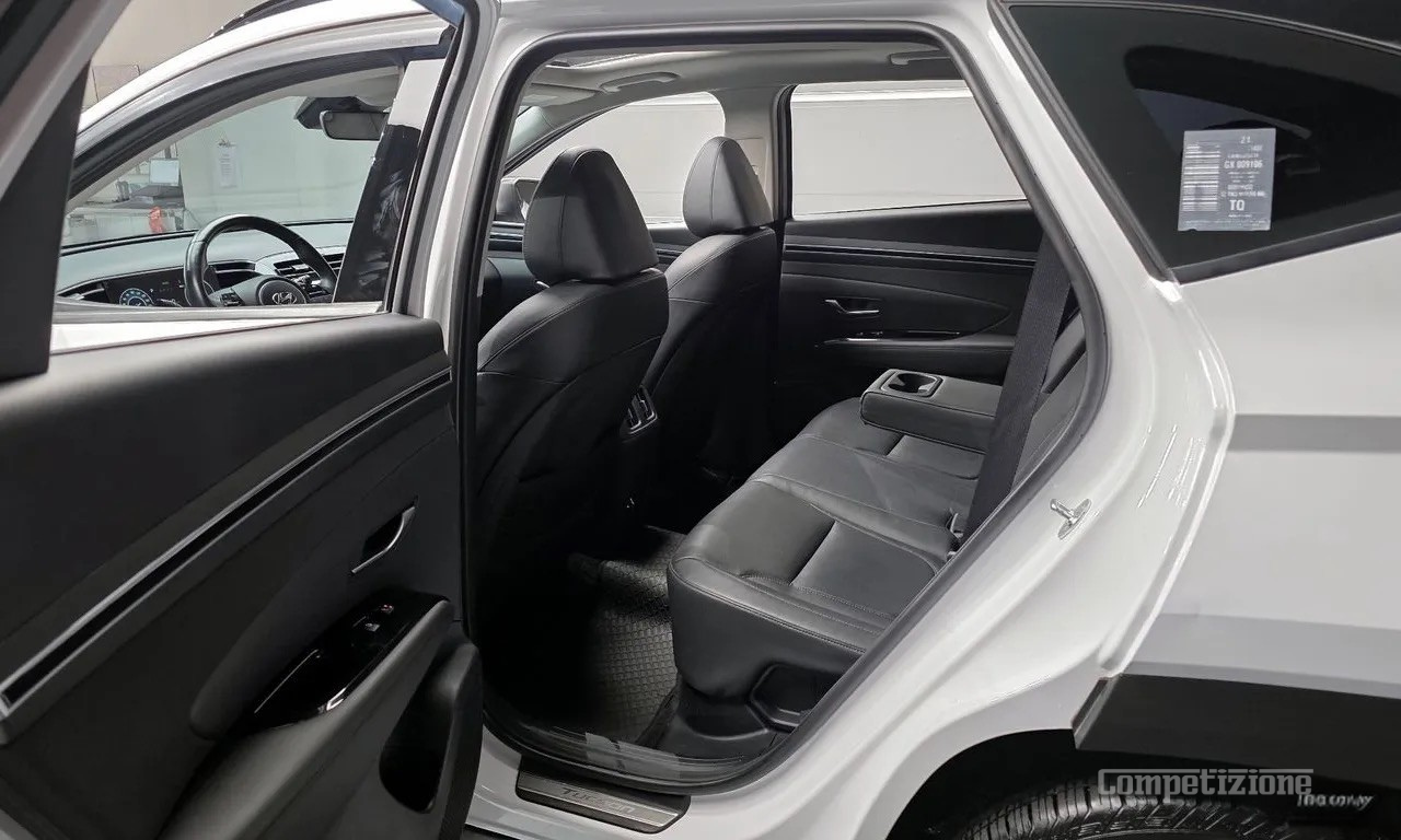 HYUNDAI TUCSON HYBRID (NX4) INSPIRATION 2WD