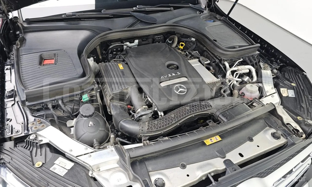 MERCEDES-BENZ GLC 300e 4MATIC