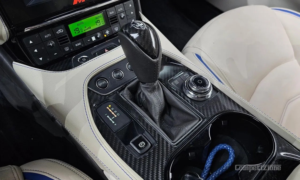 MASERATI GRANTURISMO 4.7 V8 S