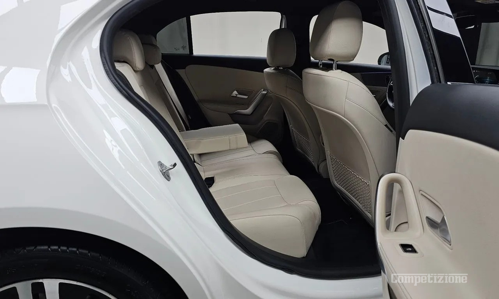 MERCEDES-BENZ CLASE A A220 (W177)