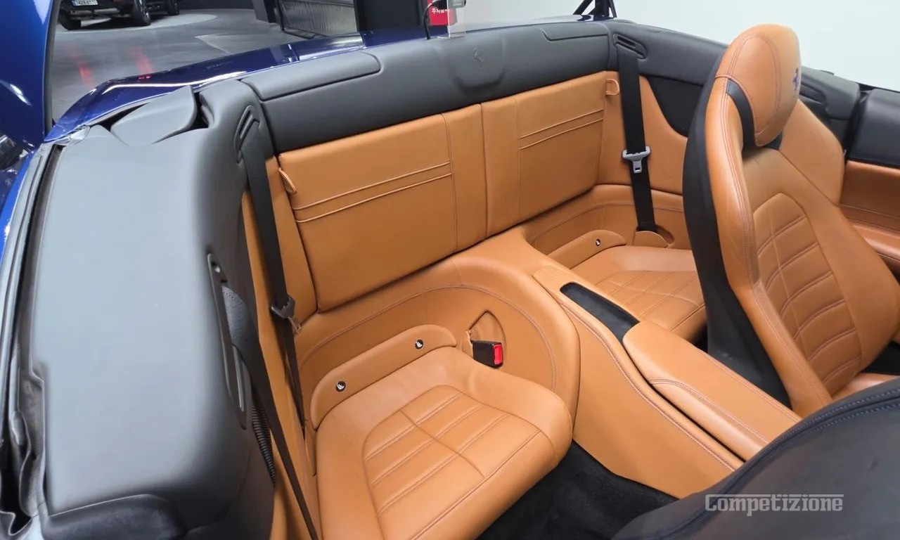 FERRARI CALIFORNIA 4.3 V8