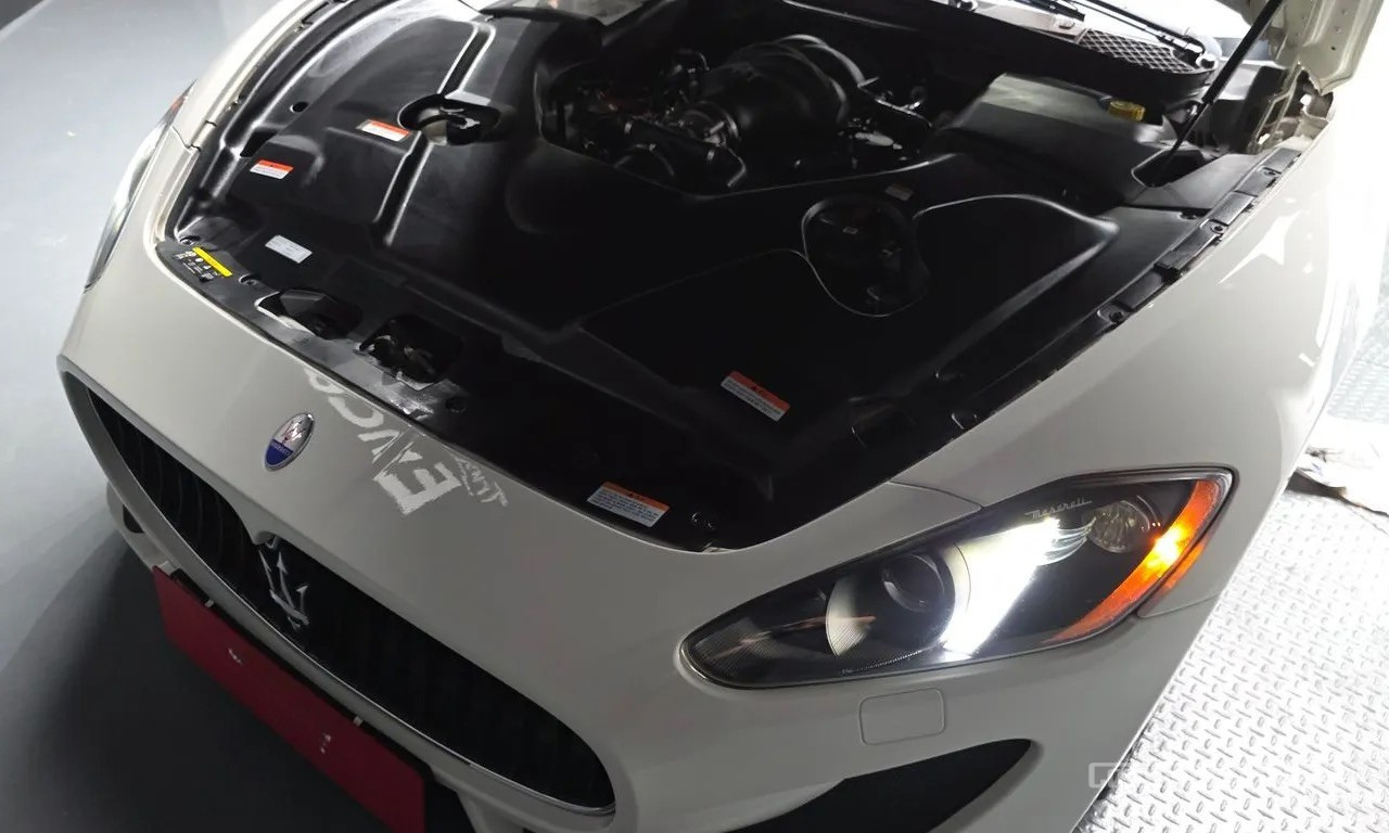 MASERATI GRANTURISMO MC STRADALE