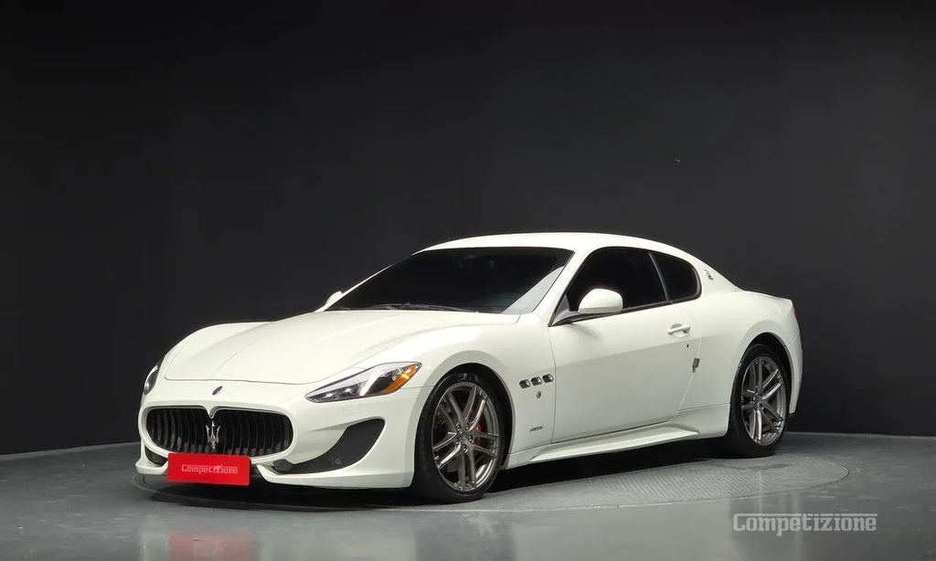 MASERATI GRANTURISMO MC STRADALE