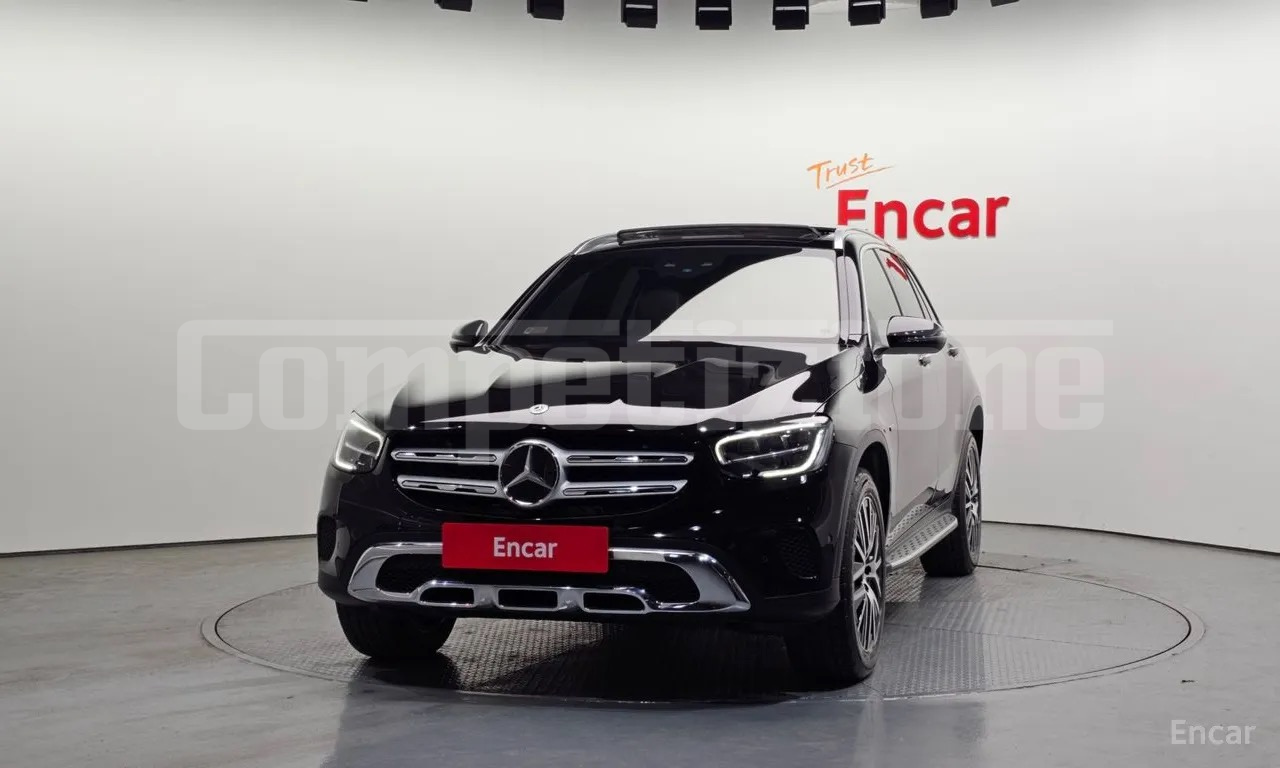 MERCEDES-BENZ GLC 300e 4MATIC