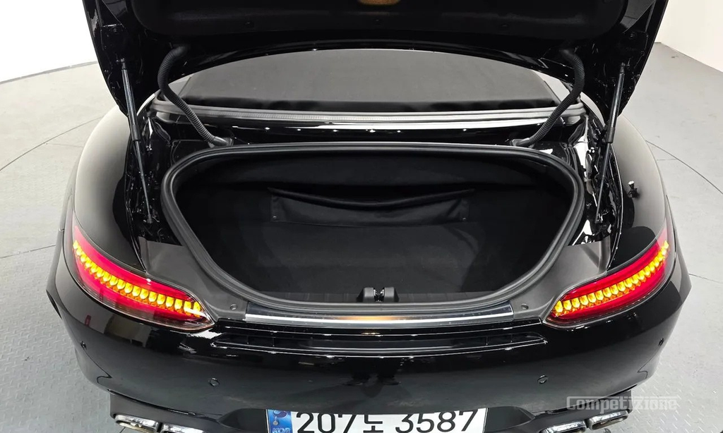 MERCEDES-AMG GT C ROADSTER 4.0 V8