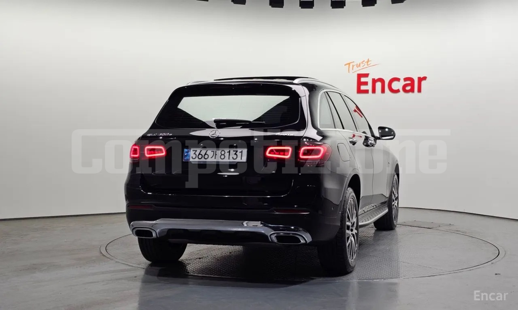 MERCEDES-BENZ GLC 300e 4MATIC