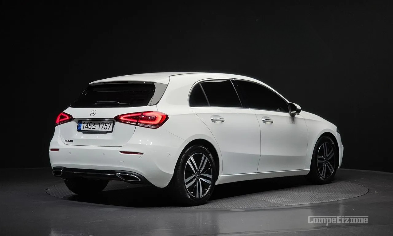 MERCEDES-BENZ CLASE A A220 (W177)