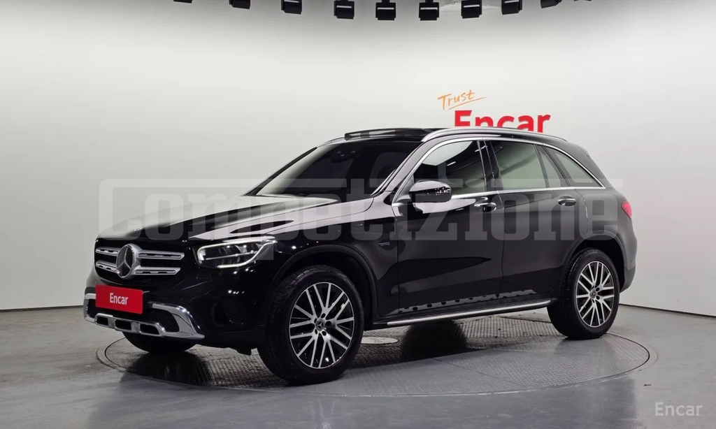 MERCEDES-BENZ GLC 300e 4MATIC