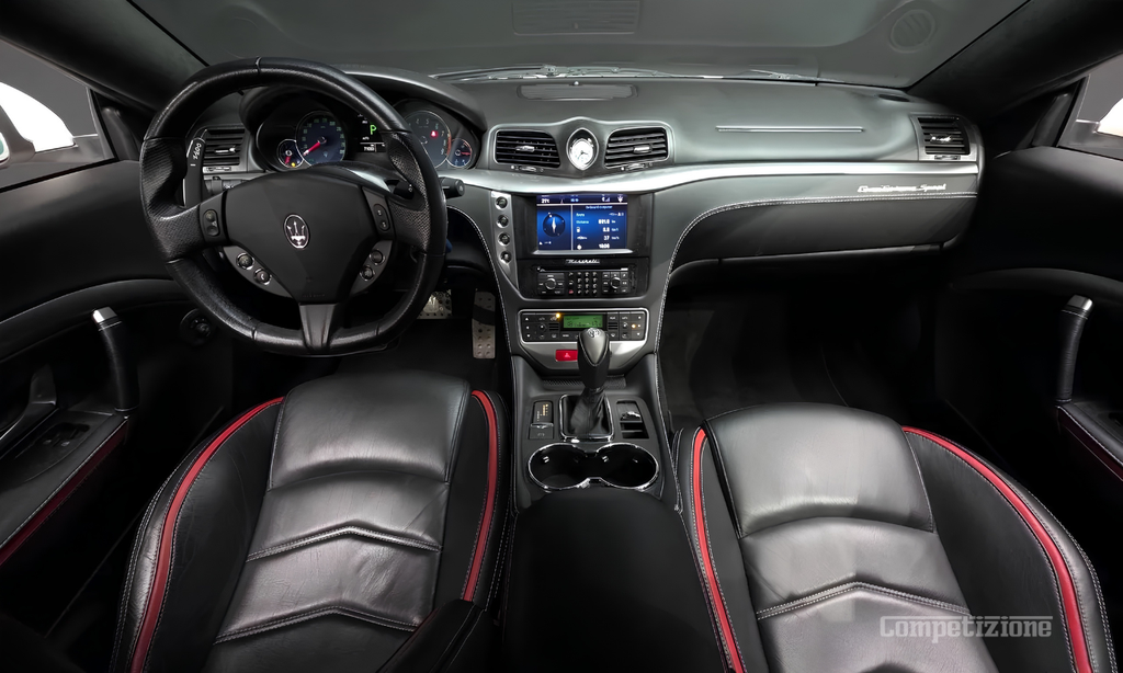 MASERATI GRANTURISMO MC STRADALE