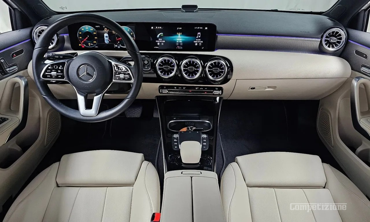 MERCEDES-BENZ CLASE A A220 (W177)