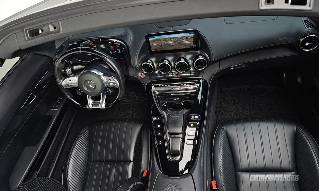 MERCEDES-AMG GT C ROADSTER 4.0 V8