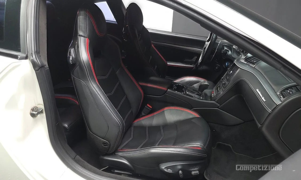 MASERATI GRANTURISMO MC STRADALE